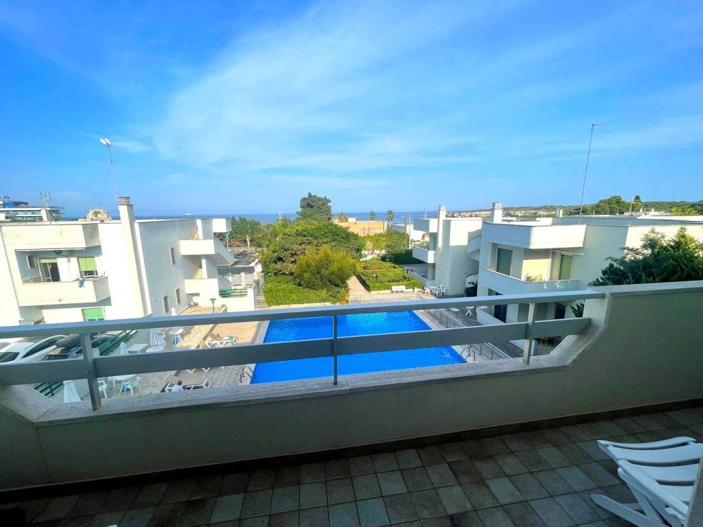 appartamento in vendita a Melendugno in zona Torre dell'Orso