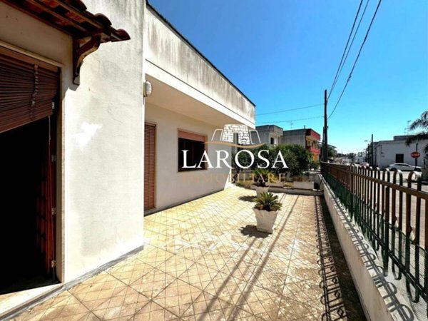 casa indipendente in vendita a Melendugno in zona Borgagne