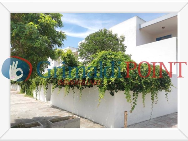 appartamento in vendita a Melendugno in zona Torre dell'Orso