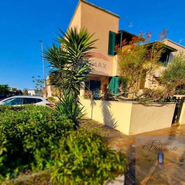 appartamento in vendita a Melendugno in zona Torre dell'Orso