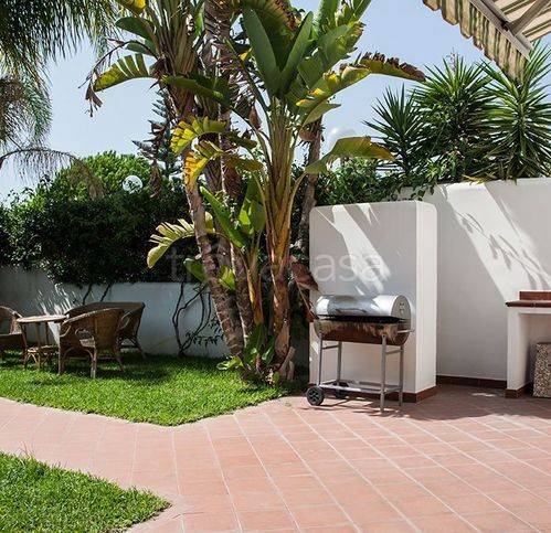 casa indipendente in vendita a Melendugno in zona Torre dell'Orso