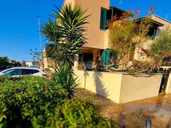 casa indipendente in vendita a Melendugno in zona Torre dell'Orso