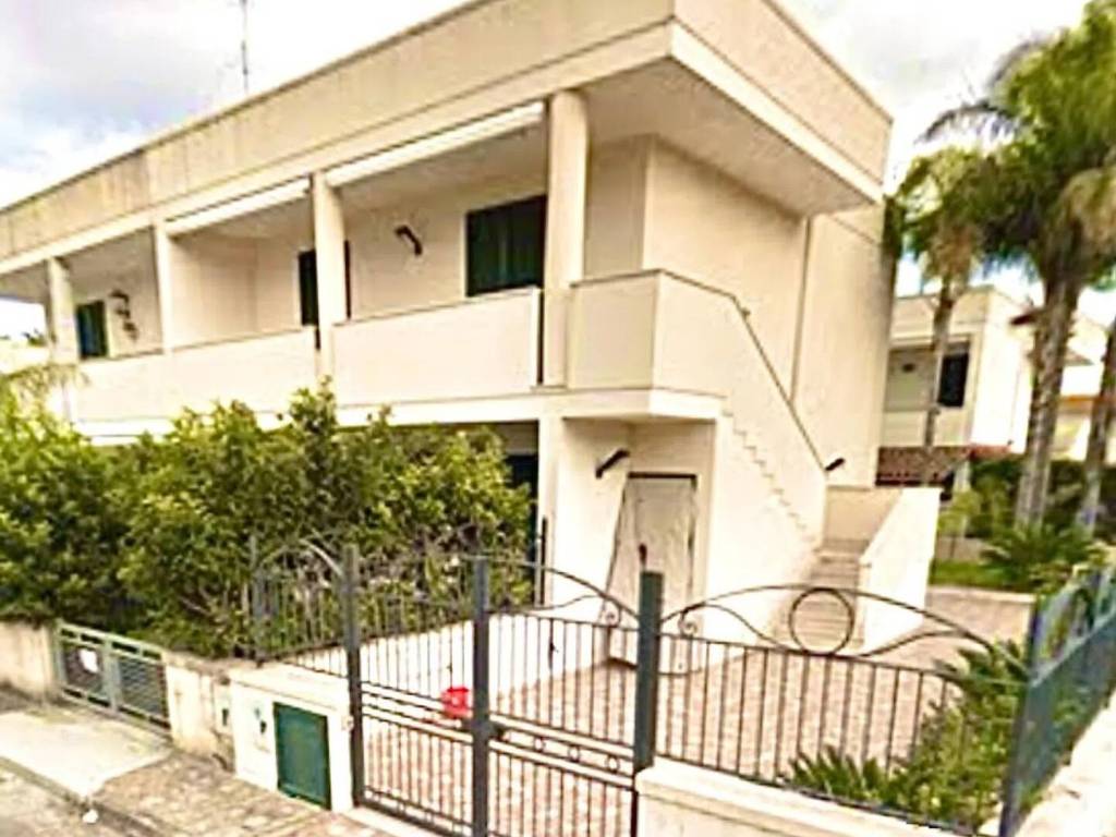 casa indipendente in vendita a Melendugno in zona Torre dell'Orso