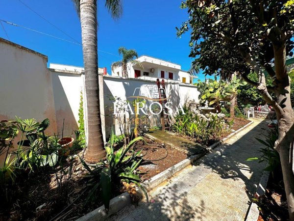 casa indipendente in vendita a Melendugno