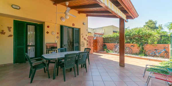 casa indipendente in vendita a Melendugno in zona Torre dell'Orso