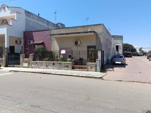 casa indipendente in vendita a Melendugno