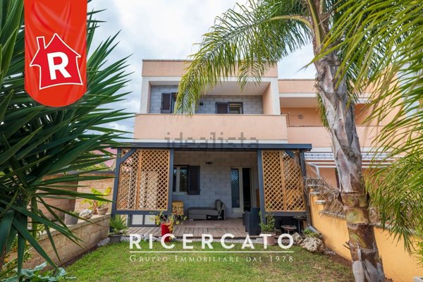 casa indipendente in vendita a Melendugno in zona Torre dell'Orso