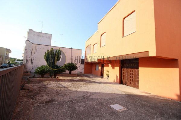 appartamento in vendita a Melendugno in zona Borgagne