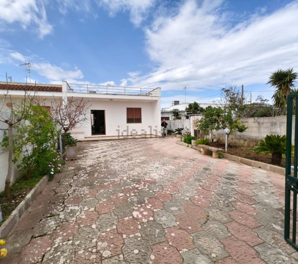 casa indipendente in vendita a Melendugno in zona San Foca