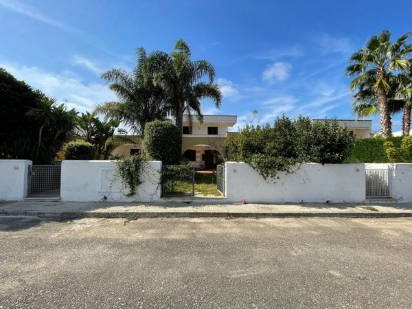 casa indipendente in vendita a Melendugno