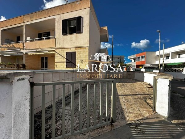 appartamento in vendita a Melendugno in zona San Foca