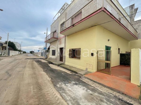 appartamento in vendita a Melendugno in zona Torre dell'Orso