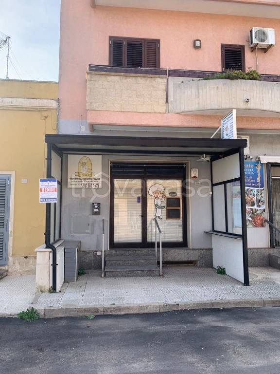 negozio in vendita a Melendugno in zona San Foca