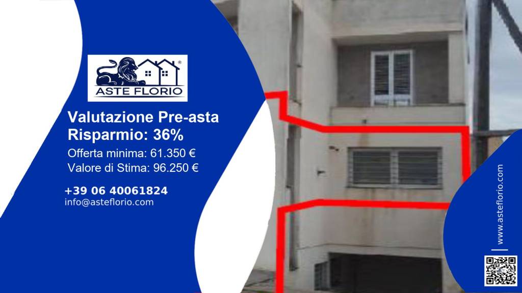 negozio in vendita a Melendugno in zona Torre dell'Orso