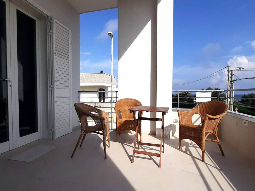 appartamento in vendita a Melendugno in zona Rocca Vecchia