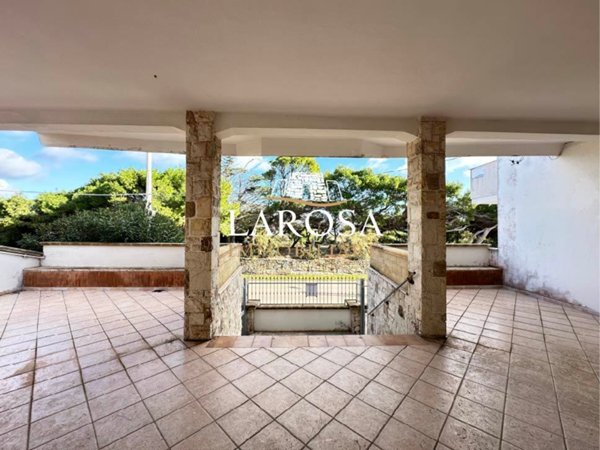 casa indipendente in vendita a Melendugno in zona Torre Specchia