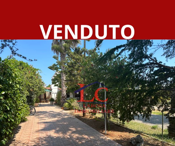 appartamento in vendita a Melendugno in zona Torre dell'Orso