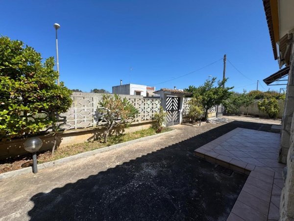 casa indipendente in vendita a Melendugno in zona San Foca