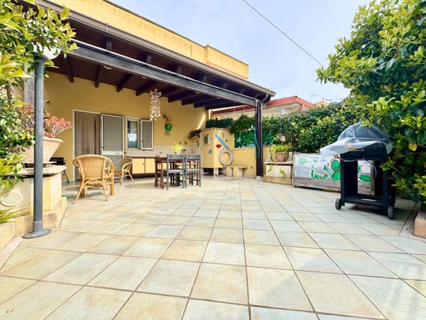 casa indipendente in vendita a Melendugno in zona Torre Saracena