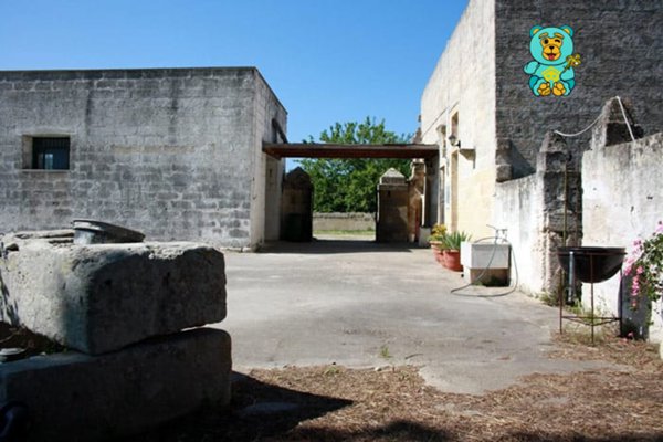 casa indipendente in vendita a Melendugno in zona Torre dell'Orso