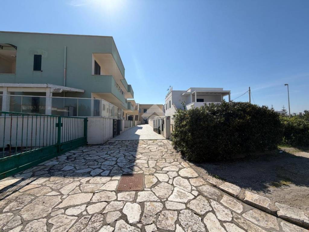 appartamento in vendita a Melendugno in zona Rocca Vecchia