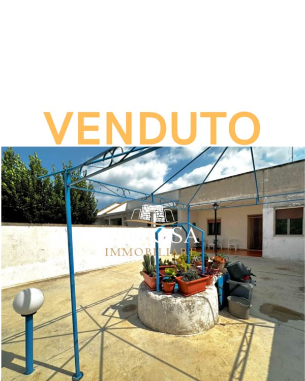 casa indipendente in vendita a Melendugno in zona Torre Specchia