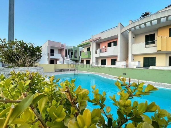 casa indipendente in vendita a Melendugno in zona Torre dell'Orso