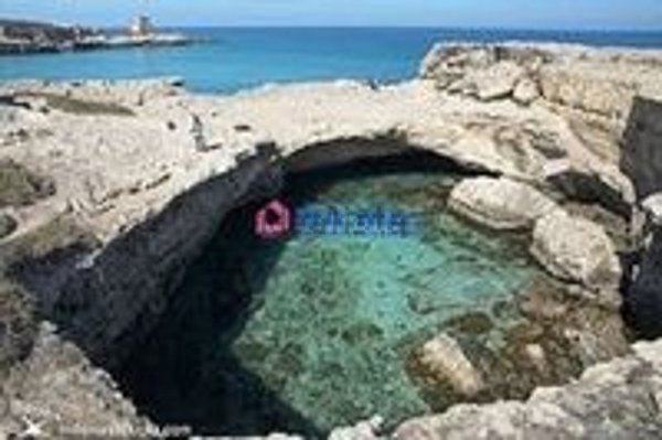 casa indipendente in vendita a Melendugno in zona Torre dell'Orso