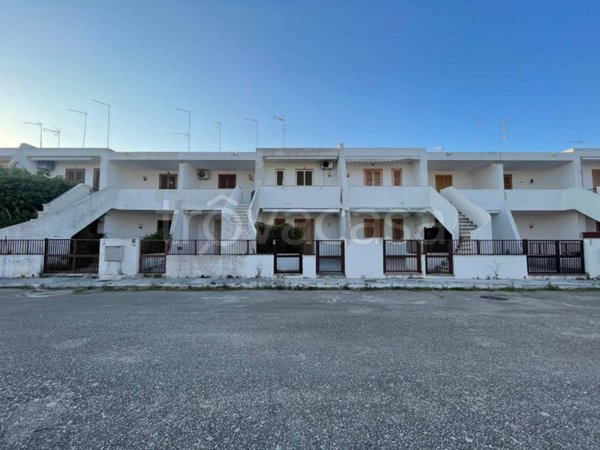 appartamento in vendita a Melendugno in zona Torre Saracena