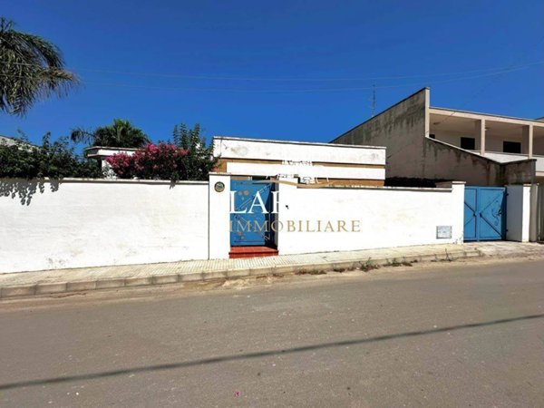casa indipendente in vendita a Melendugno in zona Rocca Vecchia