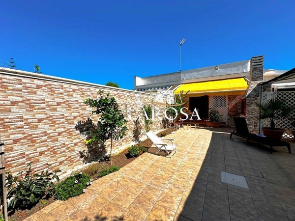 casa indipendente in vendita a Melendugno in zona Torre Specchia