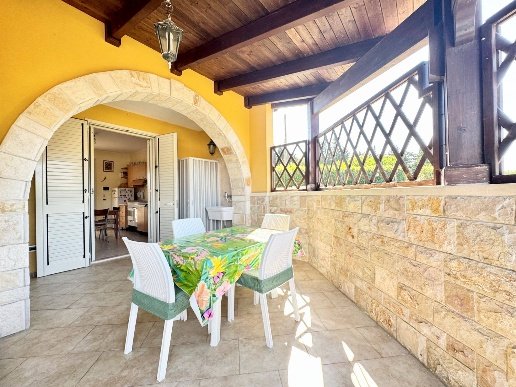 casa indipendente in vendita a Melendugno in zona Torre Saracena