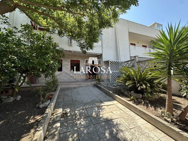 casa indipendente in vendita a Melendugno in zona Torre dell'Orso