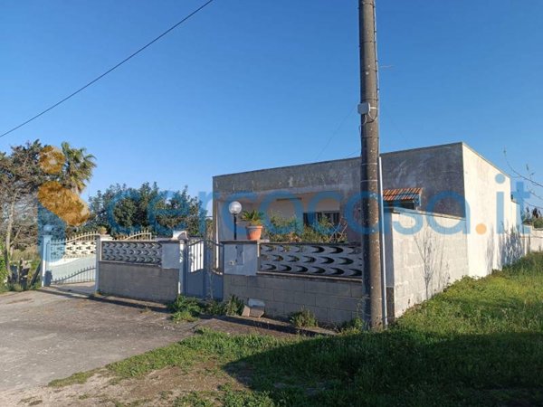 casa indipendente in vendita a Melendugno in zona Rocca Vecchia