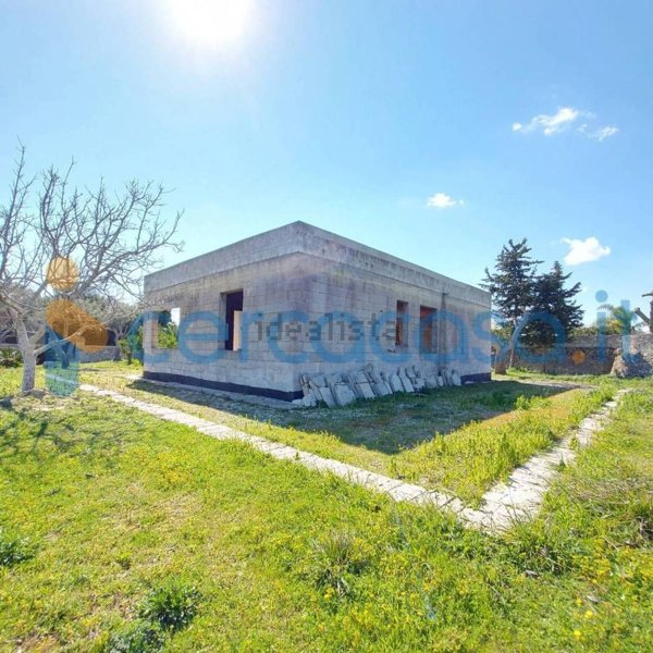 casale in vendita a Melendugno