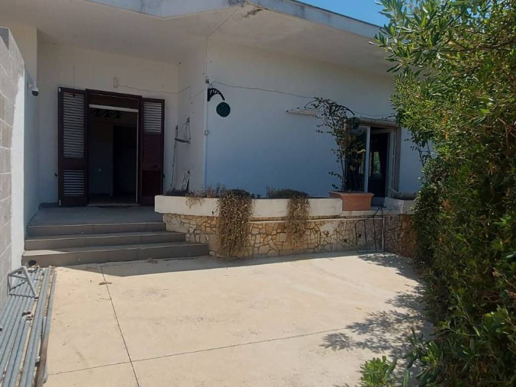 casa indipendente in vendita a Melendugno in zona Borgagne