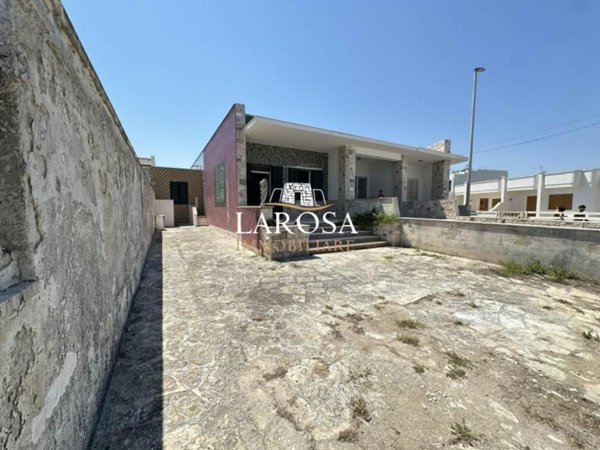 casa indipendente in vendita a Melendugno in zona San Foca