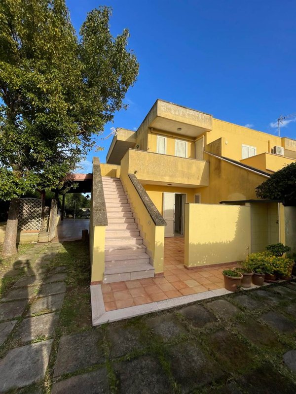 appartamento in vendita a Melendugno in zona Torre Saracena