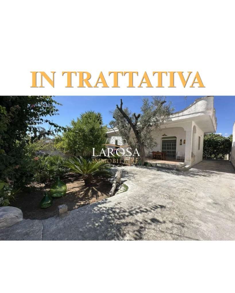 casa indipendente in vendita a Melendugno in zona Torre Specchia