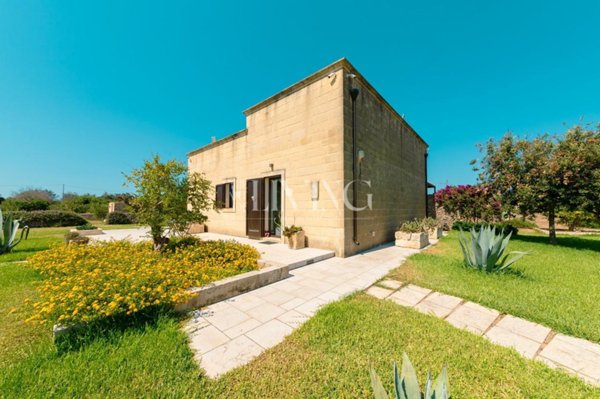 casa indipendente in vendita a Melendugno