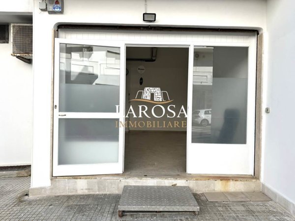 locale commerciale in vendita a Melendugno in zona San Foca