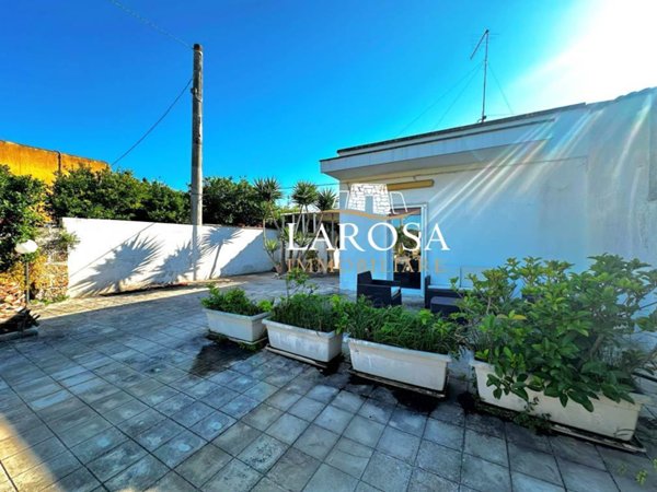 casa indipendente in vendita a Melendugno in zona San Foca