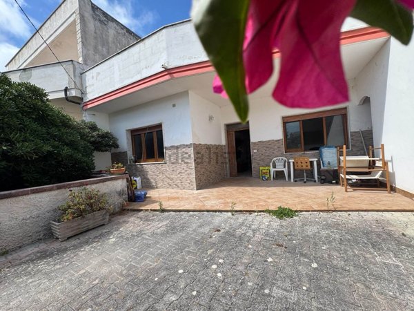 casa indipendente in vendita a Melendugno in zona San Foca