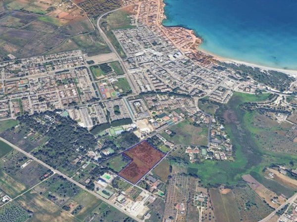 terreno in vendita a Melendugno in zona Torre dell'Orso
