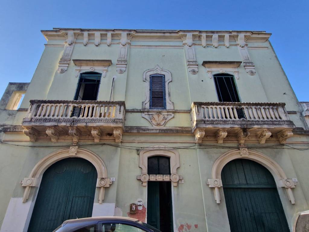 casa indipendente in vendita a Melissano