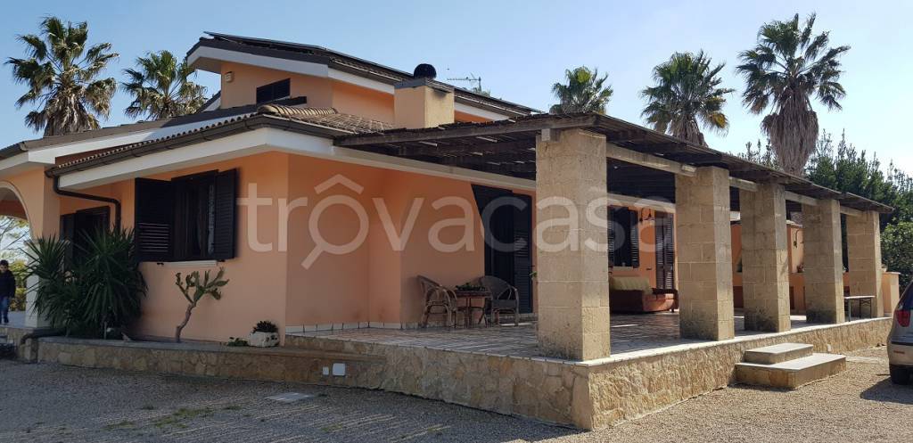 casa indipendente in vendita a Melissano