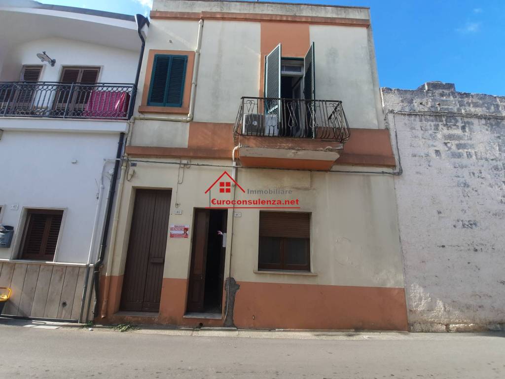 casa indipendente in vendita a Melissano