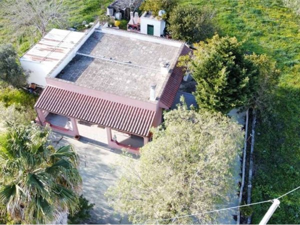 casa indipendente in vendita a Melissano