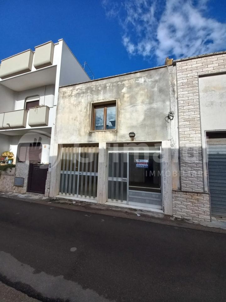 casa indipendente in vendita a Melissano