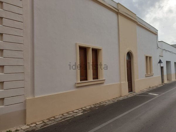 casa indipendente in vendita a Melissano